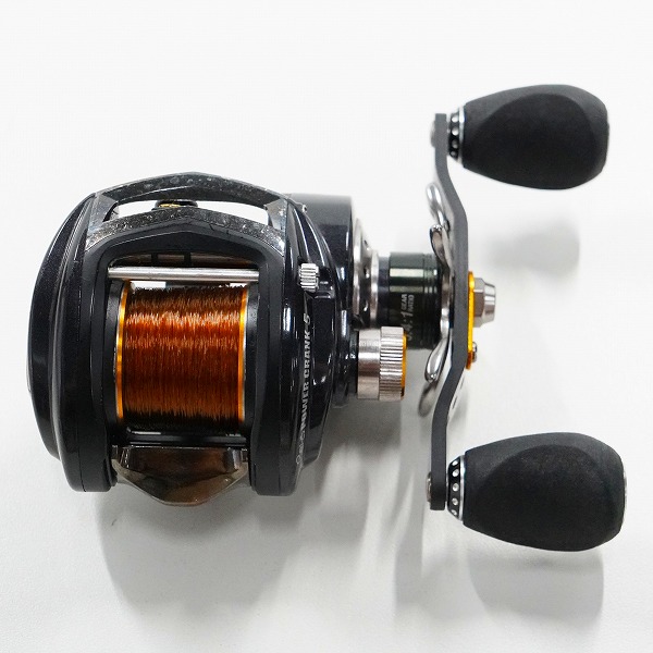 実際に弊社で買取させて頂いたAbuGarcia/アブガルシア REVO3PC Revo POWER CRANK 5 レボ パワークランク 右ハンドル ベイトリールの画像 1枚目