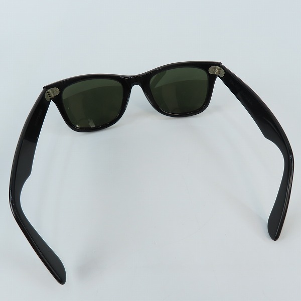 実際に弊社で買取させて頂いたRay-Ban/レイバン B&L/ボシュロム社製 WAYFARER ウェイファーラー サングラス ブラック×シルバーの画像 2枚目