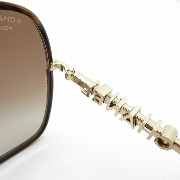 実際に弊社で買取させて頂いたCHANEL/シャネル 24SS サングラス バタフライ シェイプ ケース付き 4283 c.429/S9の画像 5枚目