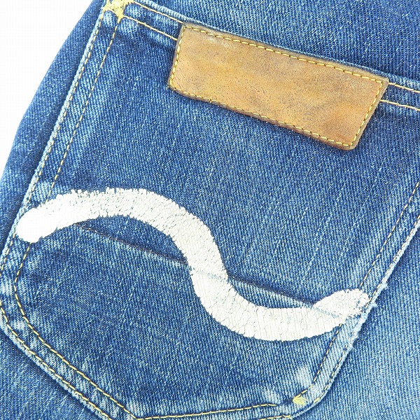 実際に弊社で買取させて頂いたEVISU/エヴィス ペイント デニムパンツ 2101/31×35の画像 6枚目