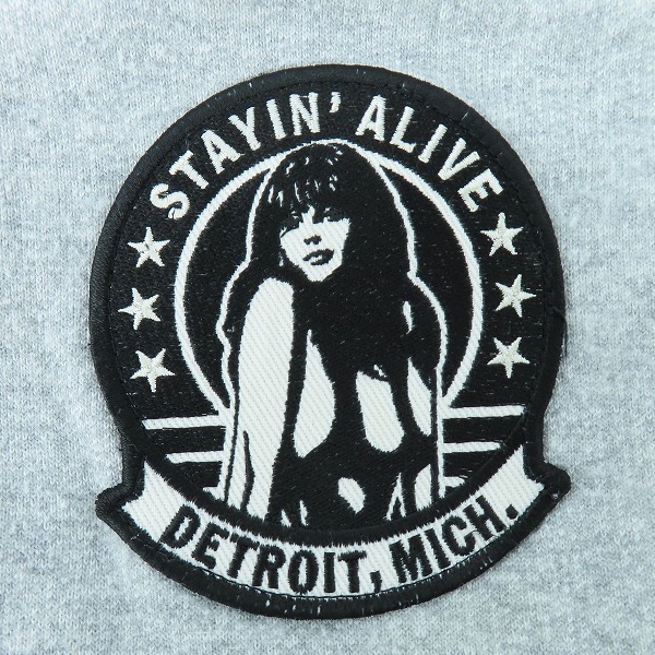 実際に弊社で買取させて頂いたHYSTERIC GLAMOUR/ヒステリックグラマー ワッペン 切替 ジップパーカー 0153CF05 FREEの画像 5枚目