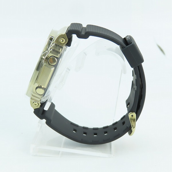 実際に弊社で買取させて頂いた【保証期間内】G-SHOCK/Gショック メタルカバード 腕時計 GM-2100G-1A9JFの画像 1枚目