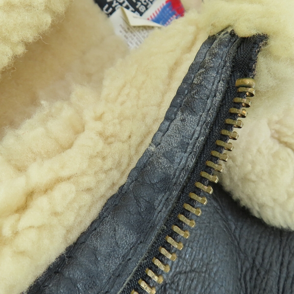 実際に弊社で買取させて頂いた【難有り】Schott/ショット TYPE B-3 フライトジャケット/ムートンジャケット AC-18606/32の画像 6枚目