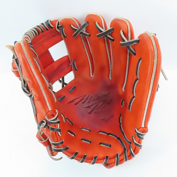 実際に弊社で買取させて頂いたMizuno/ミズノ MizunoPro/ミズノプロ 5DNAテクノロジー  軟式 内野手 右投げ用 グローブ の画像 2枚目