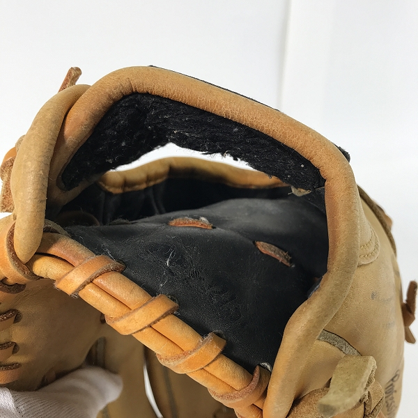 実際に弊社で買取させて頂いたMIZUNO/ミズノ Professional/プロフェッショナル 軟式 外野手用 野球グローブの画像 4枚目