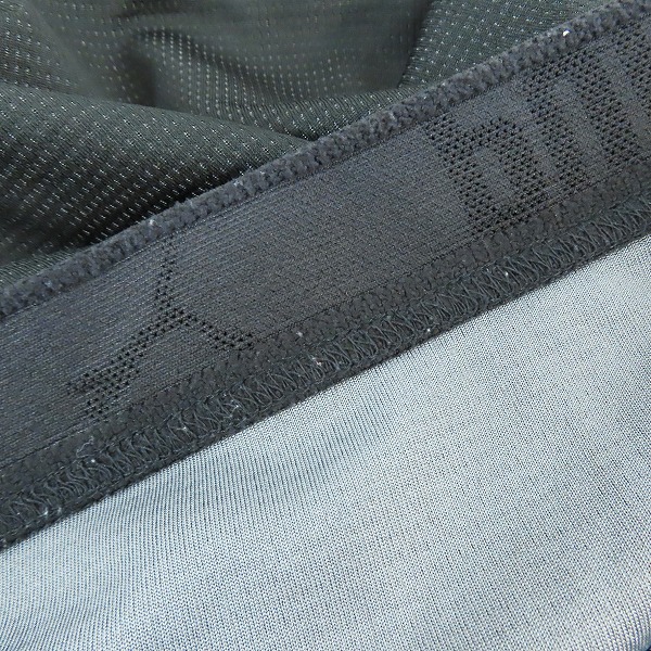 実際に弊社で買取させて頂いたPUMA/プーマ  川崎フロンターレ NXT HYBRID ニットフーデッドジャケット 588526-01/Lの画像 7枚目