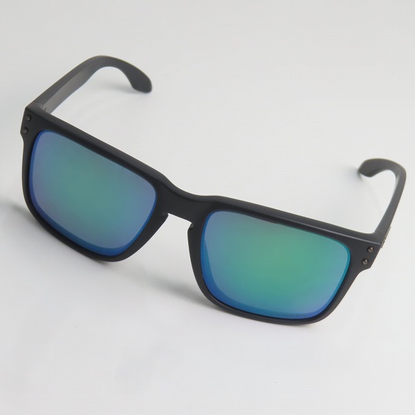 実際に弊社で買取させて頂いたOAKLEY/オークリー HOLBROOK ホロブルック サングラス/アイウェア OO9244-2956 