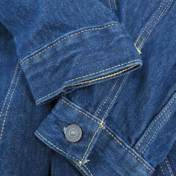 実際に弊社で買取させて頂いた【未使用】Levi's/リーバイス 3rd/サードモデル デニムジャケット/Gジャン 72334-0557/Lの画像 8枚目