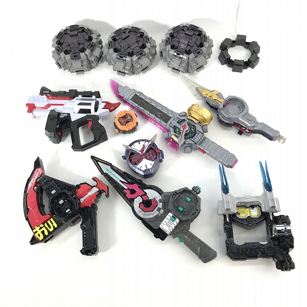 実際に弊社で買取させて頂いた【おまとめ】BANDAI/バンダイ 仮面ライダージオウ DX マグナムシューター40X/サイキョーギレード/ライドヘイセイバー 等