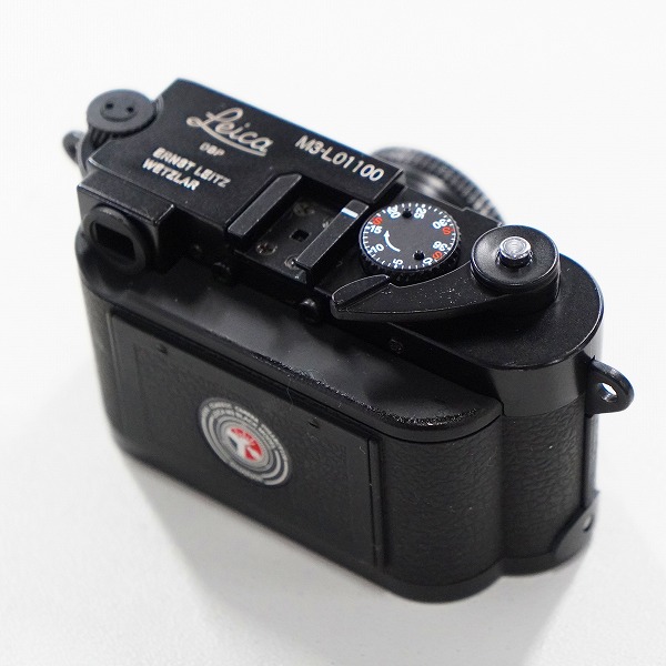実際に弊社で買取させて頂いたMegahouse/メガハウス SHARAN/シャラン Leica DBP M3 ブラックモデル ミニカメラ コンパクトカメラ シャッター確認済みの画像 4枚目