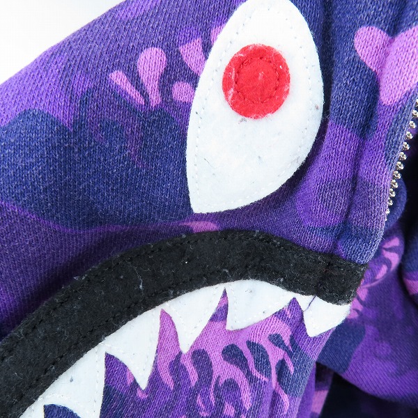 実際に弊社で買取させて頂いたA BATHING APE/アベイジングエイプ ジップアップ シャークパーカー カモフラ/Sの画像 7枚目