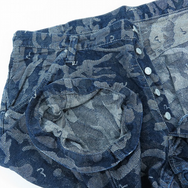 実際に弊社で買取させて頂いたEVISU/エヴィス Lot.7550 総柄 ショート デニムパンツ 42の画像 2枚目