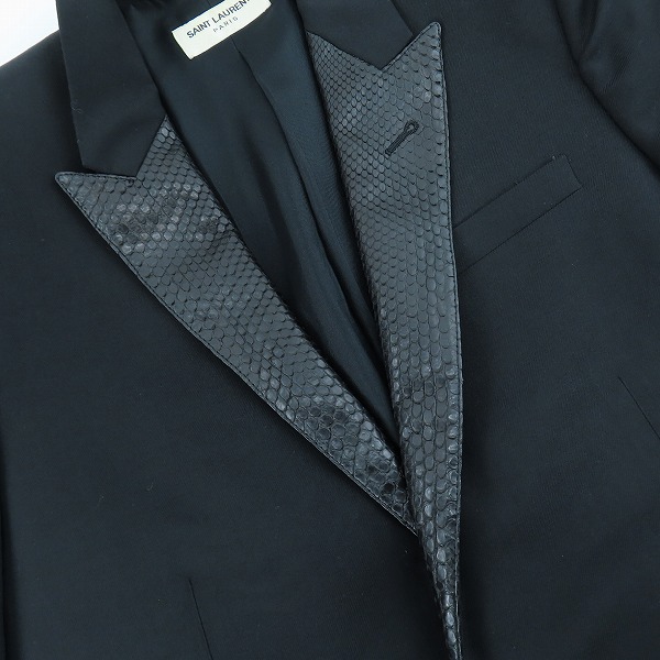 実際に弊社で買取させて頂いたSAINT LAURENT PARIS/サンローランパリ15SS パイソンレザー切替ピークドラペルジャケット 379949 Y613H/44の画像 5枚目