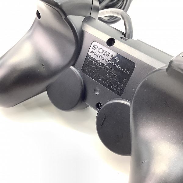実際に弊社で買取させて頂いたSONY/ソニー PlayStation2/PS2/プレイステーション2 用 アナログコントローラー SCPH-100103点セット【動作未確認】の画像 5枚目