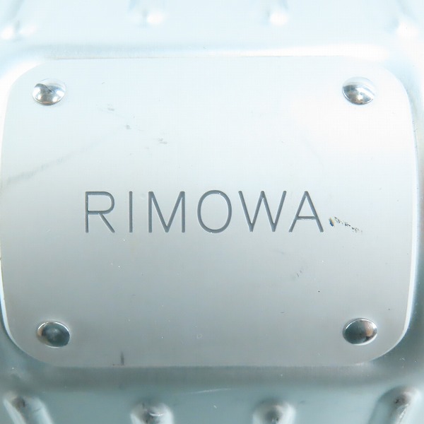 実際に弊社で買取させて頂いたRIMOWA/リモワ キャビンツイスト キャリーバッグ/スーツケース シルバー 925.90.04/35Lの画像 5枚目