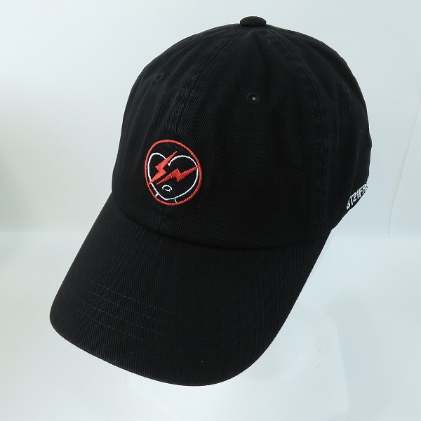 実際に弊社で買取させて頂いた(1)【未使用】FRAGMENT DESIGN フラグメントデザイン ×BT21 BT21FRGMT CAP COOKY