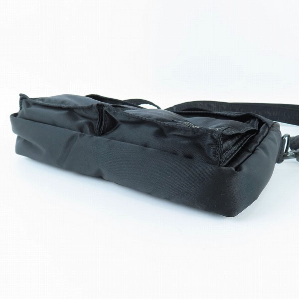 実際に弊社で買取させて頂いた【未使用】PORTER/ポーター TANKER/タンカー ナイロン ショルダーバッグ/サコッシュ 622-68809の画像 3枚目