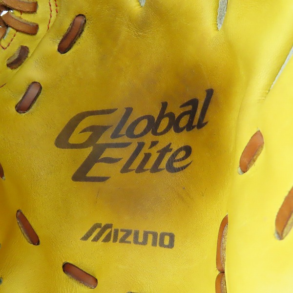 実際に弊社で買取させて頂いたMIZUNO/ミズノ Global Elite/グローバルエリート 軟式用/内野手用 右投用 グラブ/グローブの画像 7枚目