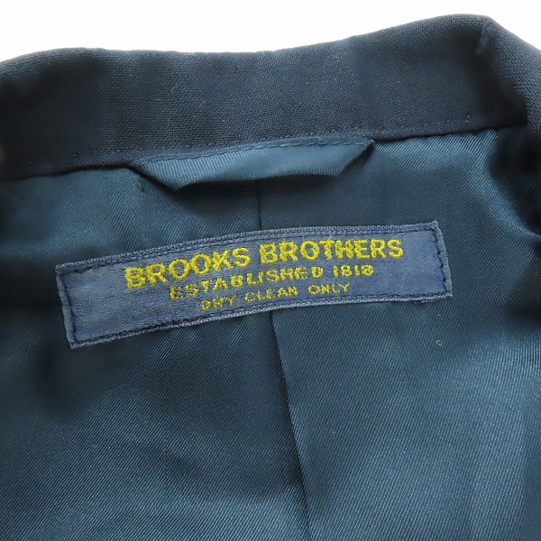 実際に弊社で買取させて頂いたBROOKS BROTHERS/ブルックスブラザーズ 2釦 紺ブレザー 金ボタン テーラードジャケット/A6の画像 2枚目