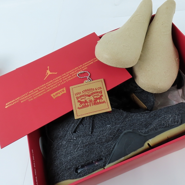 実際に弊社で買取させて頂いたNIKE×LEVI'S/ナイキ×リーバイス AIR JORDAN 4 RETRO BLACK DENIM エアジョーダン4 ブラックデニム A02571-001/29の画像 8枚目