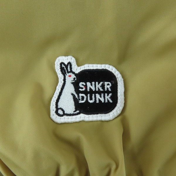 実際に弊社で買取させて頂いた(1)【未使用】FR2 × SNKRDUNK/エフアールツー × スニーカーダンク Angel Coach Jacket Belge FRC2905/XLの画像 5枚目