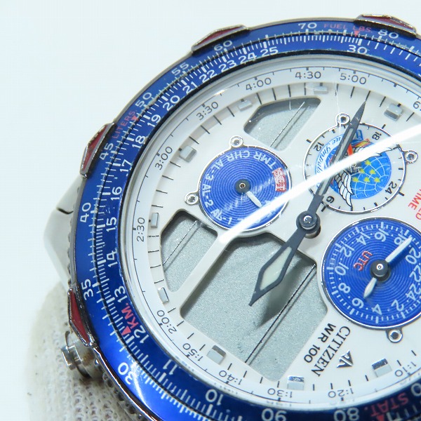 実際に弊社で買取させて頂いたCITIZEN/シチズン プロマスター ナビホーク ブルーインパルス 腕時計 クォーツ C300-001717【動作未確認】の画像 5枚目