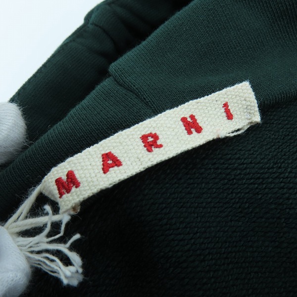 実際に弊社で買取させて頂いたMARNI/マルニ スウェットシャツ パーカー サイドスリット アシメントリー ペイントロゴ FLJE0179P1USCU88/38 の画像 2枚目