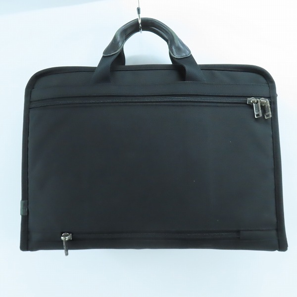 実際に弊社で買取させて頂いたTUMI/トゥミ G4.4 コンパクト ラージ スクリーン コンピュータ ブリーフケース 26114D4の画像 1枚目