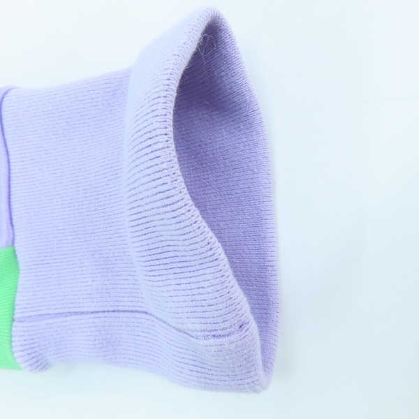 実際に弊社で買取させて頂いた【JPタグ】VERSACE/ヴェルサーチ 総柄 ジップアップ パーカー A88680/40の画像 8枚目