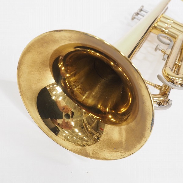 実際に弊社で買取させて頂いたTHE MOMBASA/モンバサ ML トランペット ゴールド ハードケース付の画像 2枚目