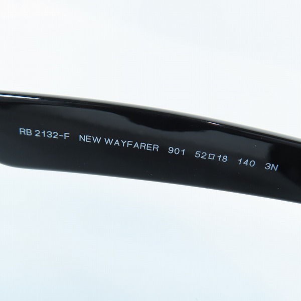 実際に弊社で買取させて頂いたRay-Ban/レイバン NEW WAYFARER/ニューウェイファーラー サングラス/アイウェア RB2132-F 901の画像 6枚目