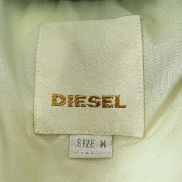 実際に弊社で買取させて頂いた【JPタグ】DIESEL/ディーゼル 袖リブ フード付き ダウンジャケット/Mの画像 3枚目