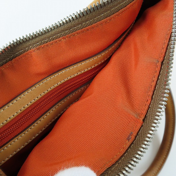 実際に弊社で買取させて頂いたCOACH/コーチ シグネチャー 2WAY ハンドバッグ/ショルダーバッグ 6047の画像 5枚目