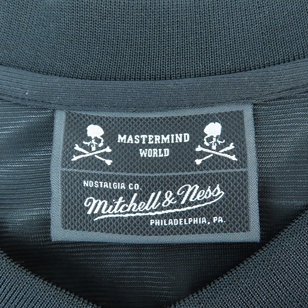 実際に弊社で買取させて頂いたMASTERMIND WORLD×Mitchell & Ness/マスターマインド #21 スカルワッペン ゲームシャツ VNECMM20093-MNN/2XLの画像 2枚目