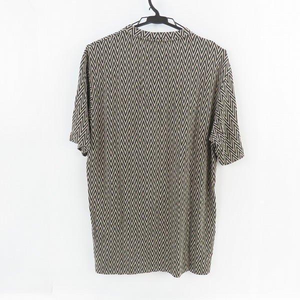 実際に弊社で買取させて頂いたGIORGIO ARMANI/ジョルジオアルマーニ ロゴ 総柄 半袖 Tシャツ 48の画像 1枚目