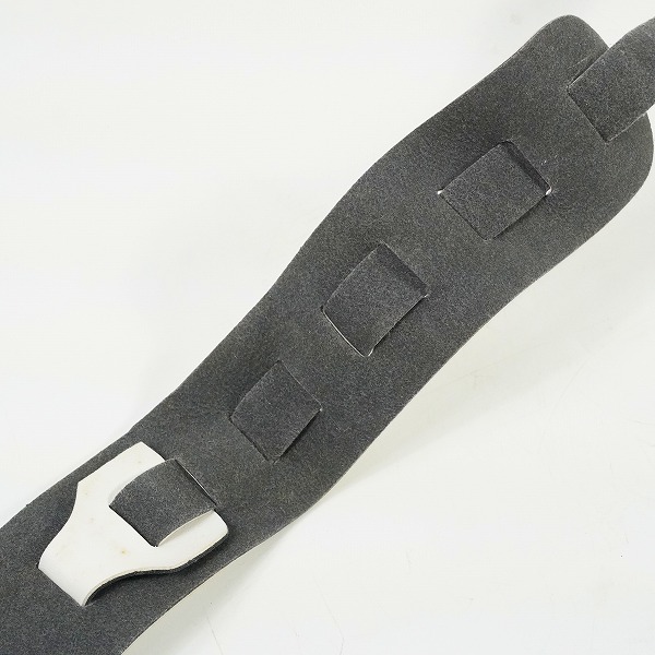 実際に弊社で買取させて頂いたFERNANDES/フェルナンデス レザー調 ストラップ ギターストラップ ベースストラップ ホワイト系の画像 7枚目