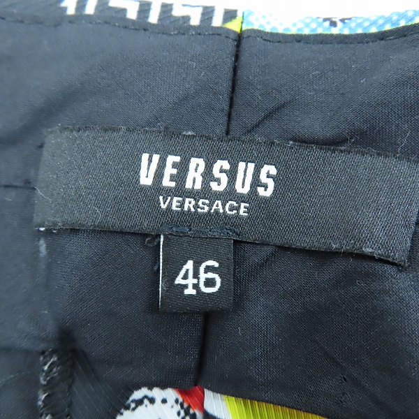 実際に弊社で買取させて頂いたVERSUS VERSACE/ヴェルサスヴェルサーチ 総柄 マルチ パンツ BU40162/46の画像 2枚目