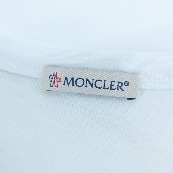実際に弊社で買取させて頂いた【JPタグ】MONCLER /モンクレール  20ss MAGLIA レターリングロゴ 半袖 Tシャツ ホワイト F10918C73710 8390T/XLの画像 2枚目