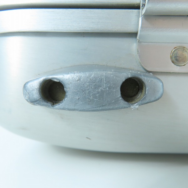 実際に弊社で買取させて頂いたZERO HALLIBURTON/ゼロハリバートン スリムライン アルミニウムアタッシュケース 04819466の画像 8枚目