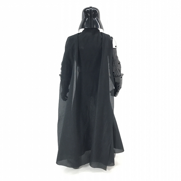 実際に弊社で買取させて頂いたJakks Pacific/ジャックス・パシフィック STAR WARS/スターウォーズ ダース・ベイダー 31インチ アクションフィギュアの画像 2枚目