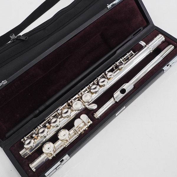 実際に弊社で買取させて頂いたYAMAHA/ヤマハ YFL211/YFL-211 フルート Eメカ付 日本製 ハードケース・ケースカバー付 