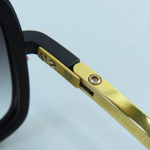 実際に弊社で買取させて頂いたDITA/ディータ MACH ONE titanium ダブルブリッジ サングラス/アイウェア DRX-2030-G-BLK-18K-59の画像 5枚目