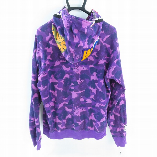 実際に弊社で買取させて頂いたA BATHING APE/アベイジングエイプ ジップアップ シャークパーカー カモフラ/Sの画像 1枚目