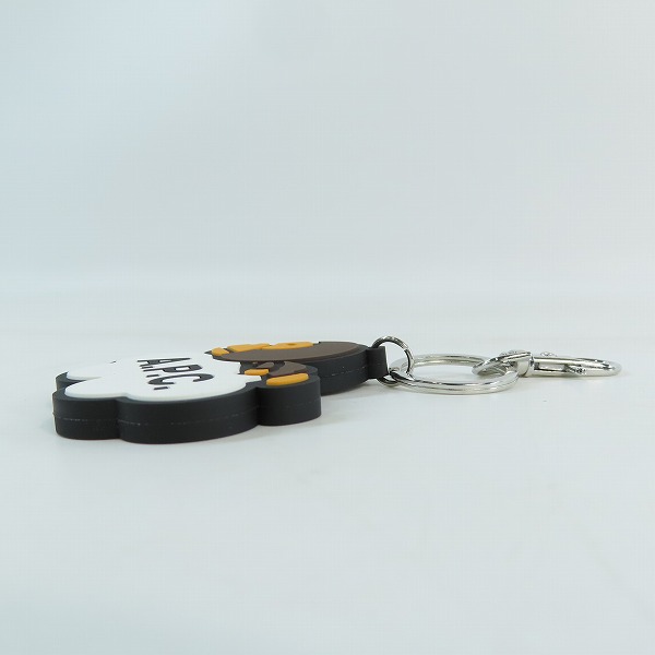 実際に弊社で買取させて頂いたA.P.C.×A BATHING APE/アーペーセー×アベイシングエイプ キーホルダーの画像 2枚目