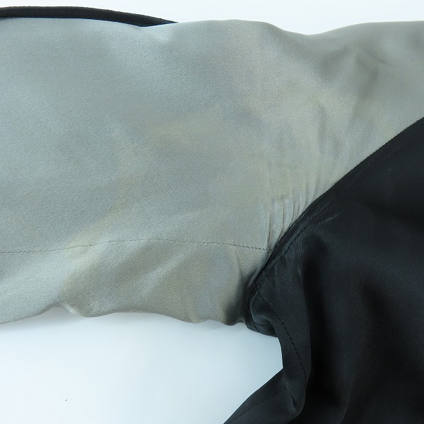 実際に弊社で買取させて頂いたISAMU KATAYAMA BACKLASH/バックラッシュ サテンシルク100% シープレザー スカジャン 1208-01/2の画像 5枚目
