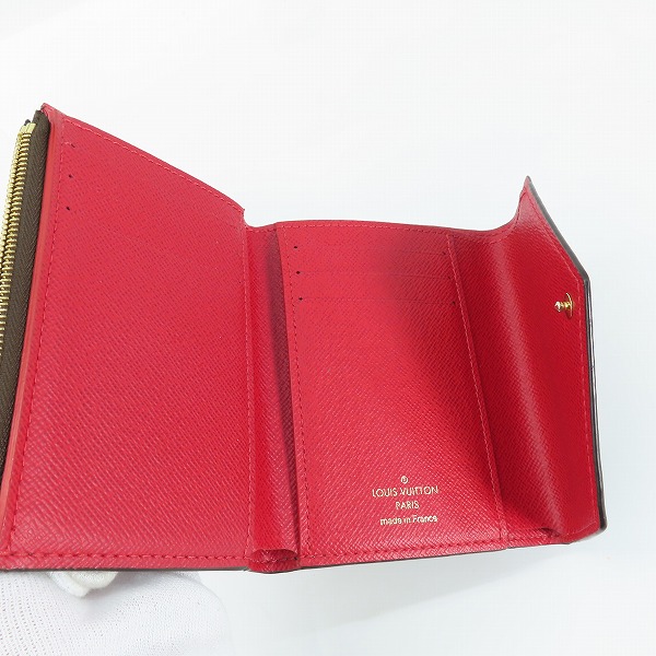 実際に弊社で買取させて頂いたLOUIS VUITTON/ルイ・ヴィトン ポルトフォイユ ヴィクトリーヌ ワールドツアーコレクション モノグラム ウォレット/財布 M62151の画像 3枚目