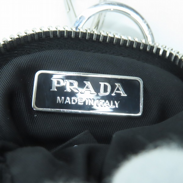 実際に弊社で買取させて頂いたPRADA/プラダ Re Nylon/リナイロン トライアングル ロゴプレート ミニ ポーチの画像 4枚目