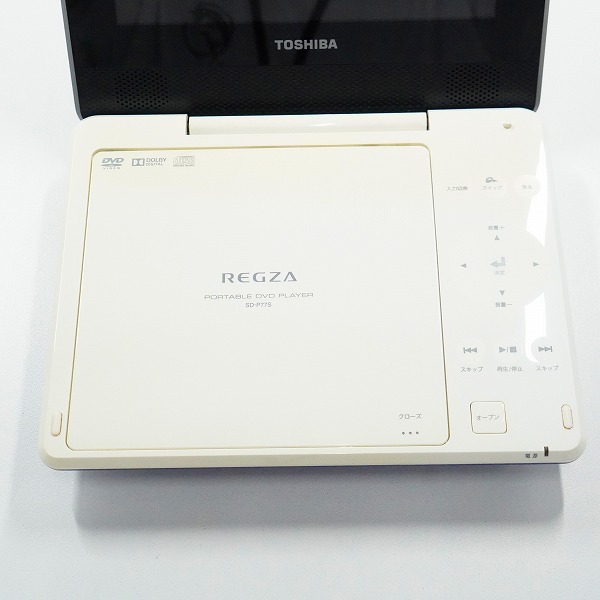 実際に弊社で買取させて頂いたTOSHIBA/東芝 SD-P77SL REGZA 7V型 ポータブルDVDプレーヤー 動作未確認の画像 1枚目