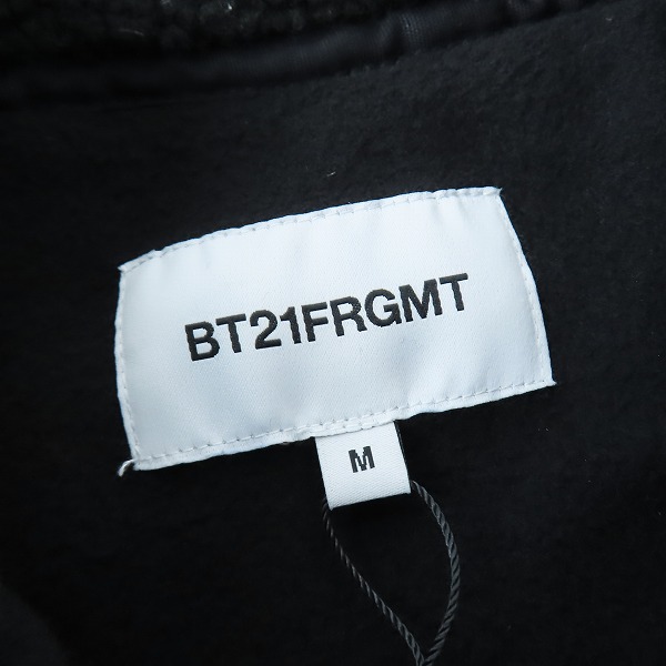 実際に弊社で買取させて頂いた【未使用】FRAGMENT DESIGN フラグメントデザイン ×BT21 BT21FRGMT FLEECE JACKET/フリースジャケット/Mの画像 2枚目