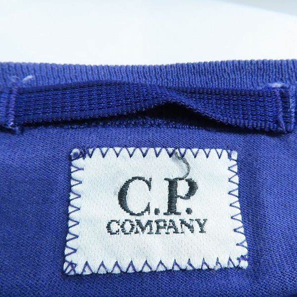実際に弊社で買取させて頂いた【難有り】C.P. COMPANY/C.P. カンパニー ロゴパッチ 長袖Tシャツ 52182850/XLの画像 2枚目
